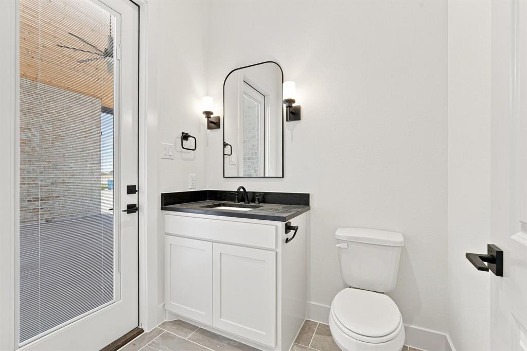 108 Aledo Heights Drive Property Photo 20