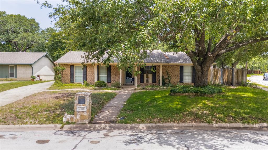 3401 Hampshire Drive Property Photo 1