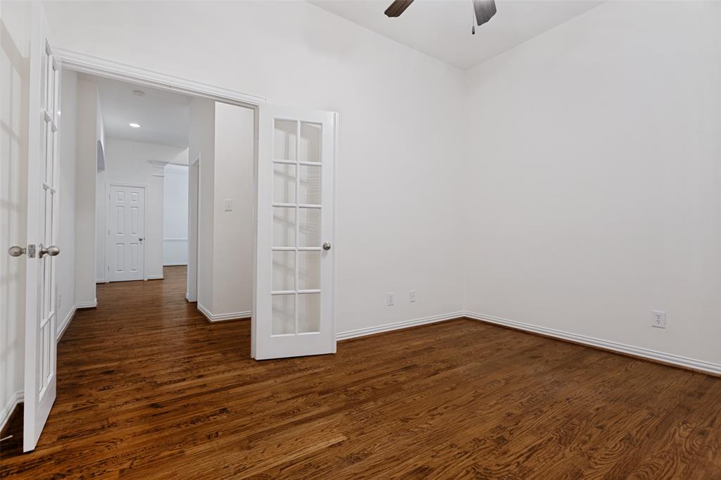 1806 Caprock Road Property Photo 4