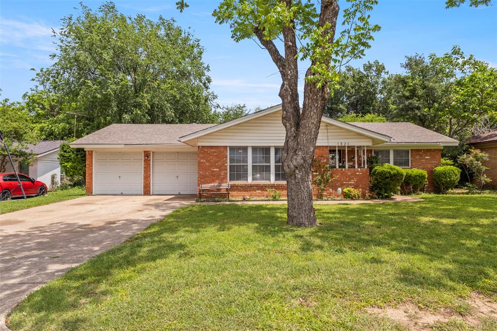 1021 Blue Lake Property Photo 1