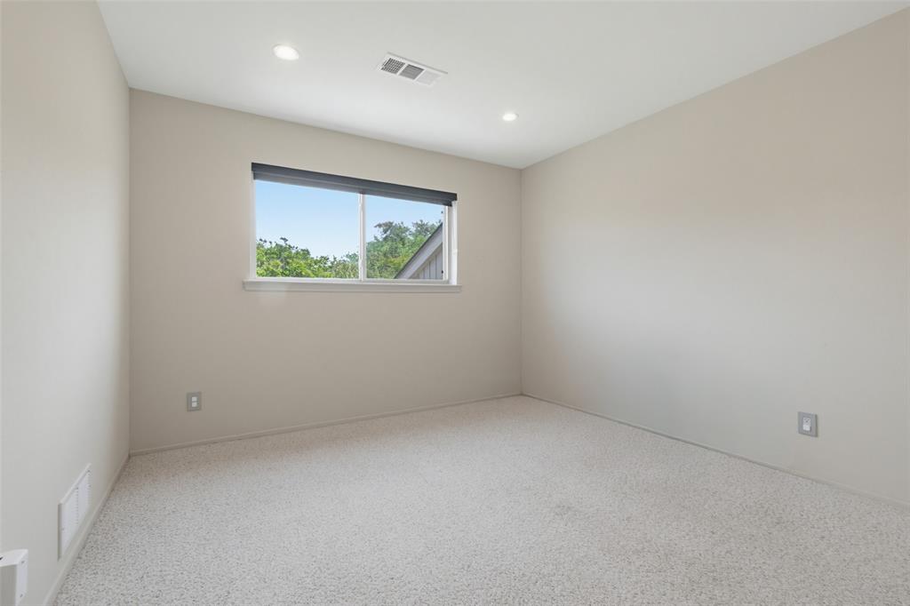 8903 Maple Glen Drive Property Photo 29