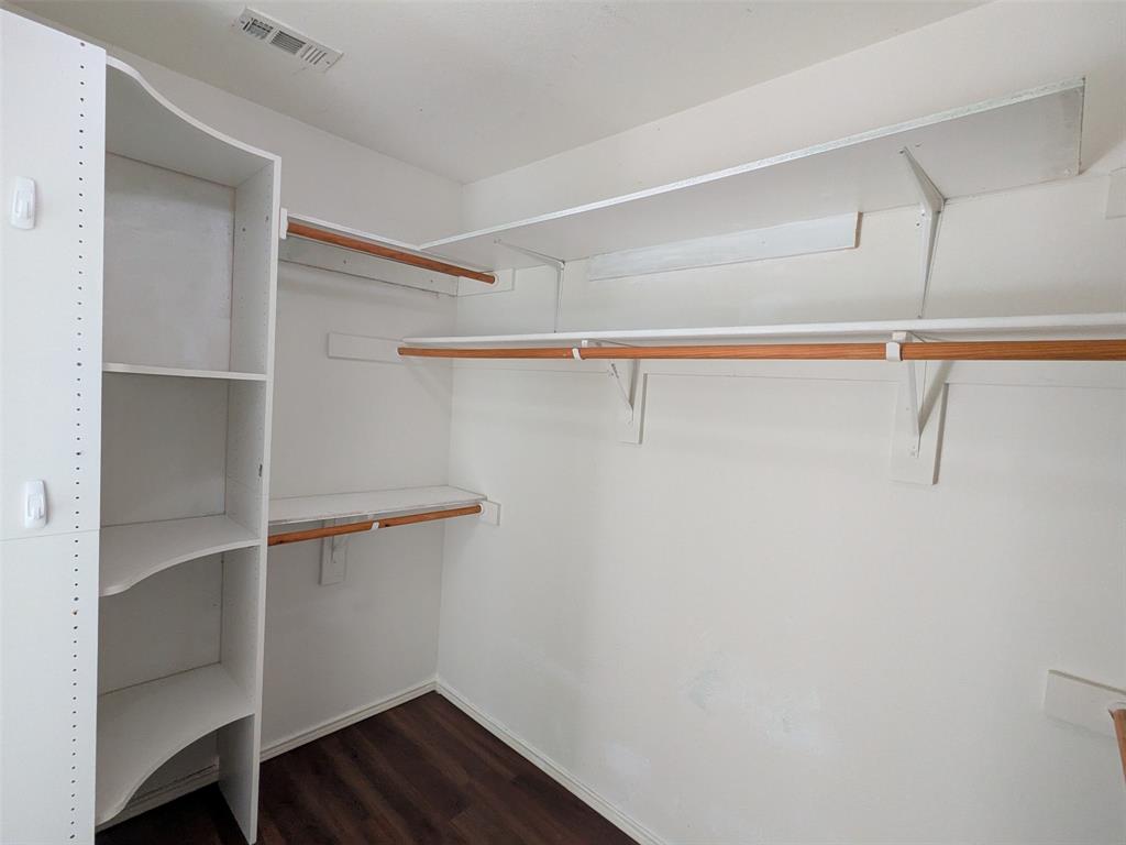124 S Bending Oak Lane Property Photo 10