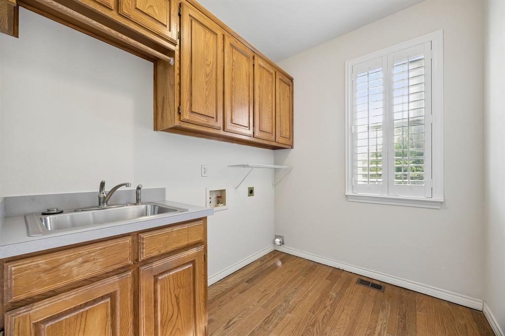 3323 Shellbrook Court Property Photo 17