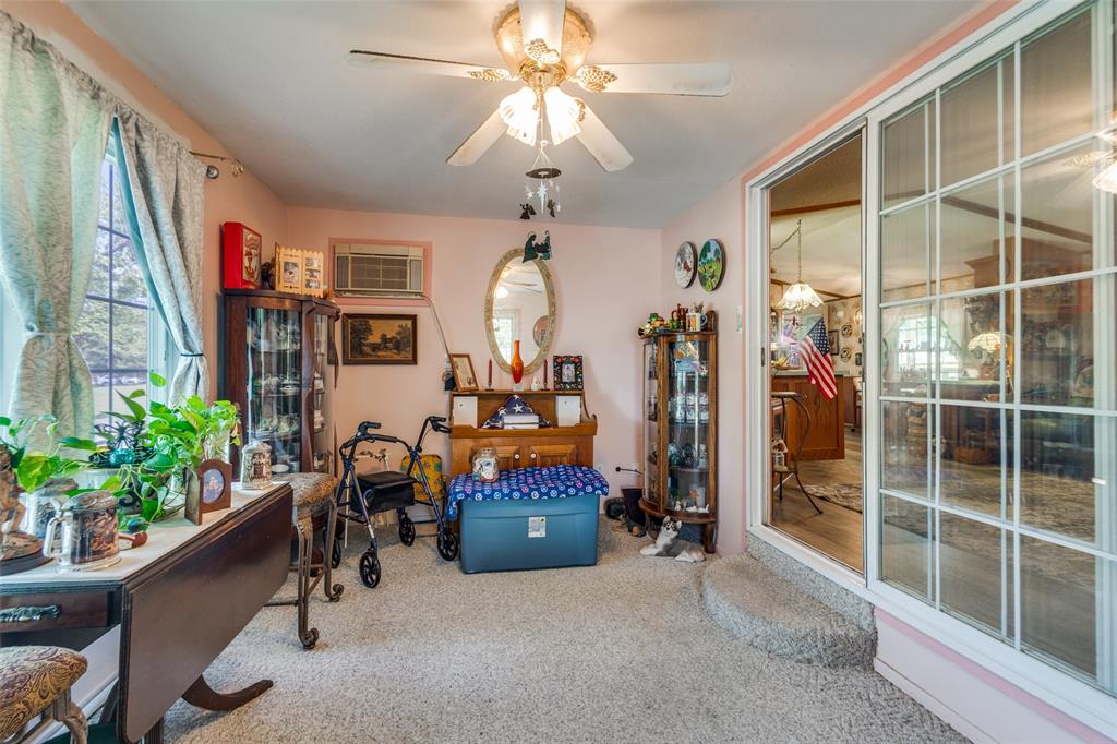 2538 Whiterock Road Property Photo 6