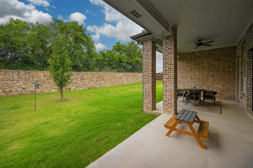 1430 Huffines Boulevard Property Photo 14