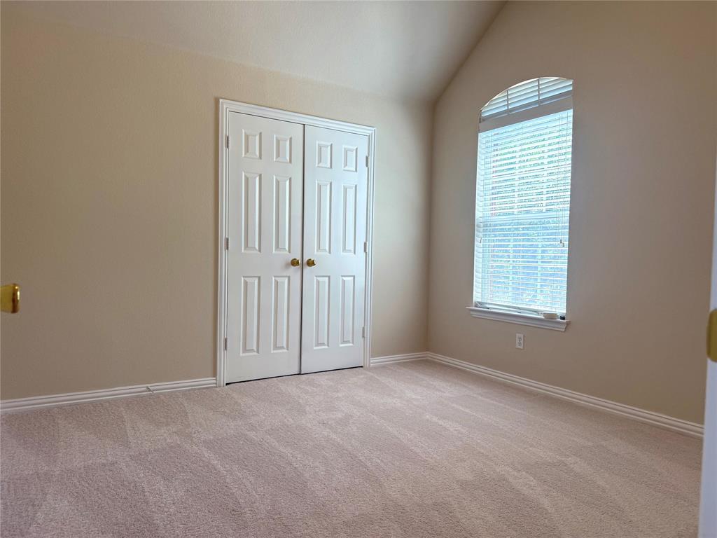 804 Rushmore Drive Property Photo 18