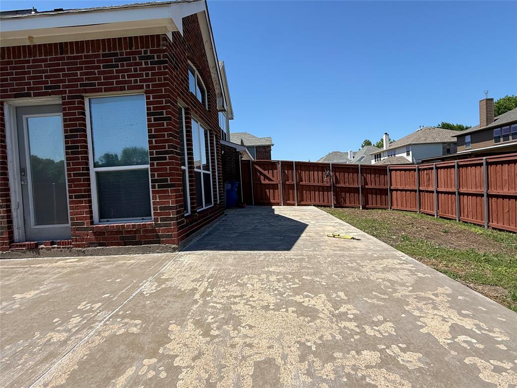 804 Rushmore Drive Property Photo 22