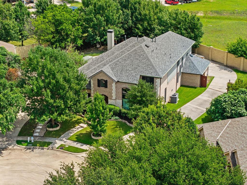 433 Long Cove Court Property Photo 1