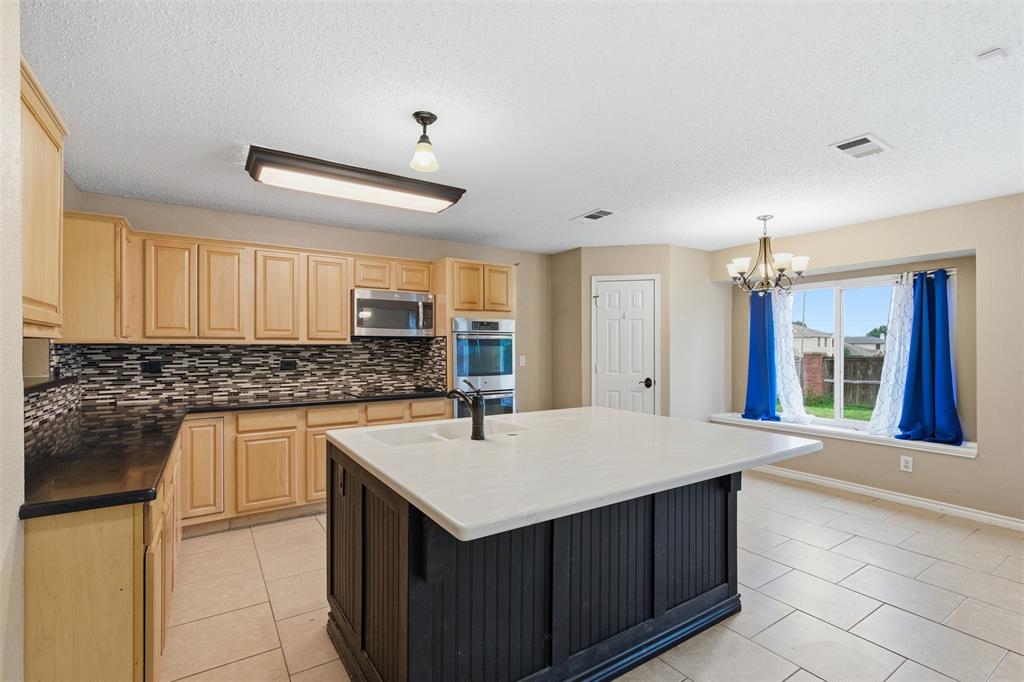 829 Elbe Drive Property Photo 3