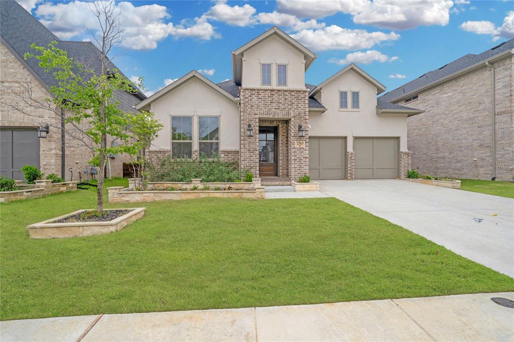 2513 Silver Leaf Drive Property Photo 1
