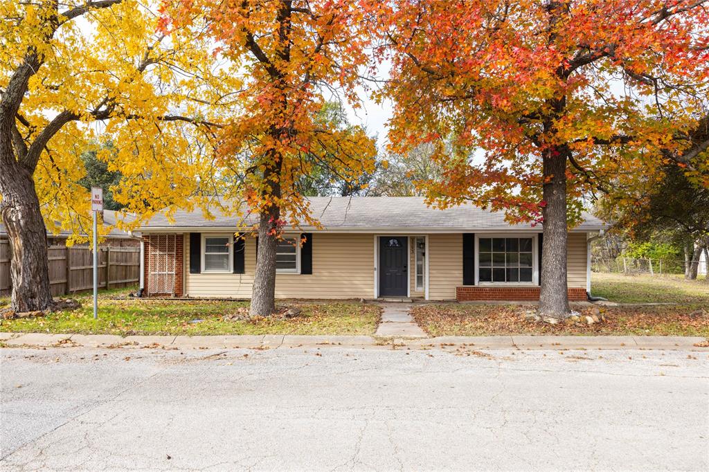 2503 Bois D Arc Street Property Photo 1