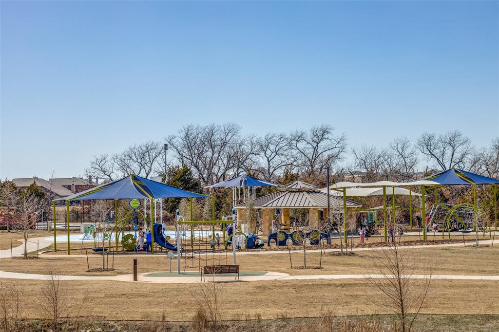 12112 Abernathy Circle Property Photo 3