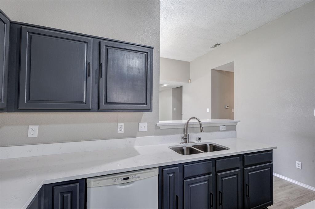 9049 Elbe Trail Property Photo 10