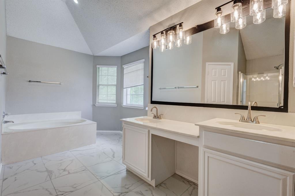 9049 Elbe Trail Property Photo 16