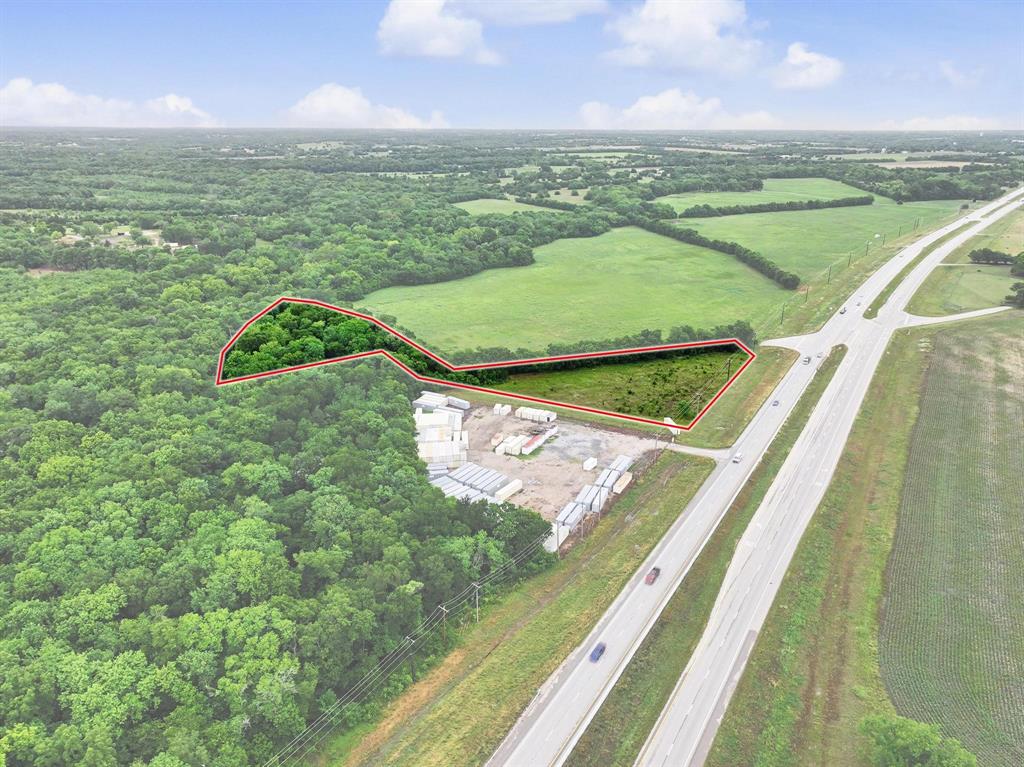 14533 State Highway 121 Property Photo 6