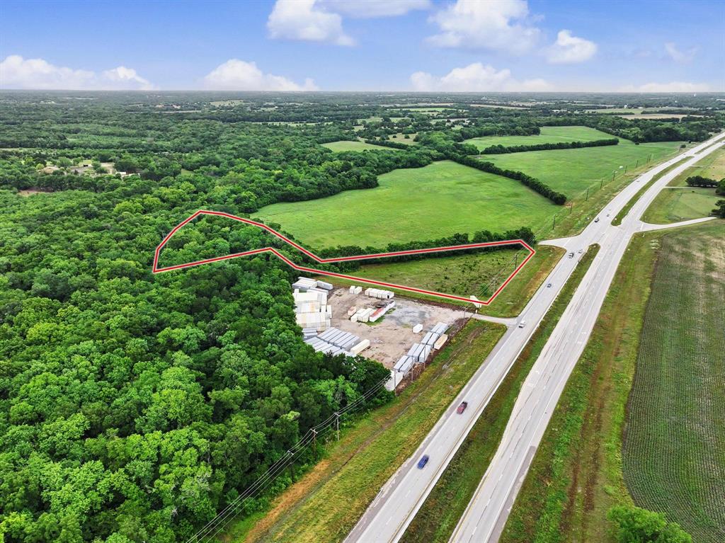 14533 State Highway 121 Property Photo 7