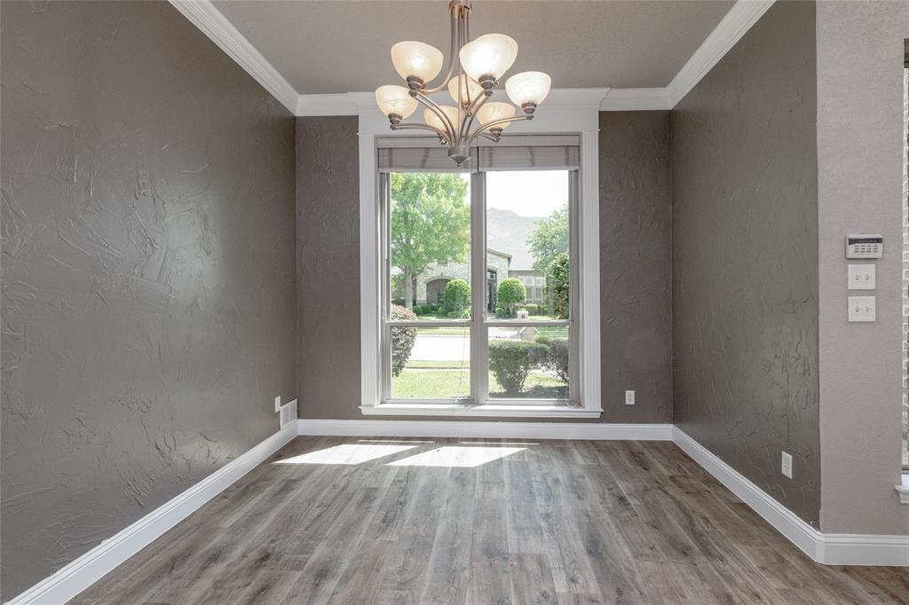 8105 Thornwood Drive Property Photo 6