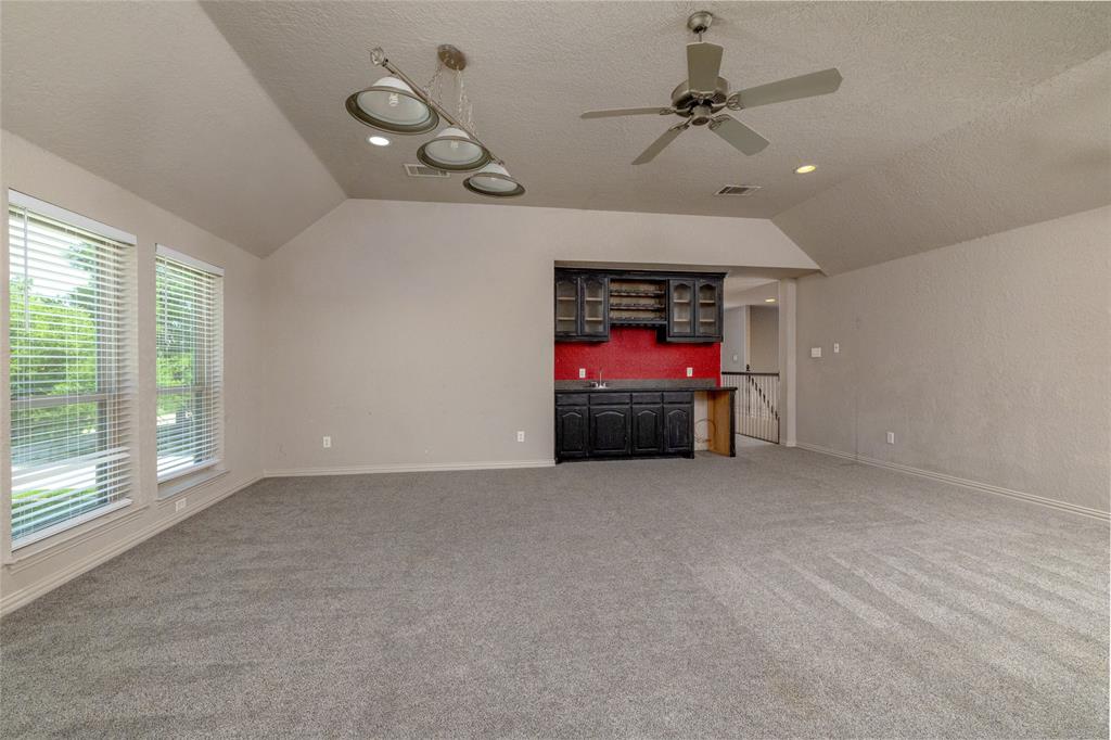 8105 Thornwood Drive Property Photo 26