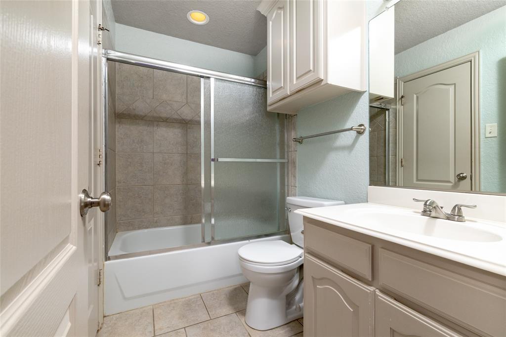 8105 Thornwood Drive Property Photo 28