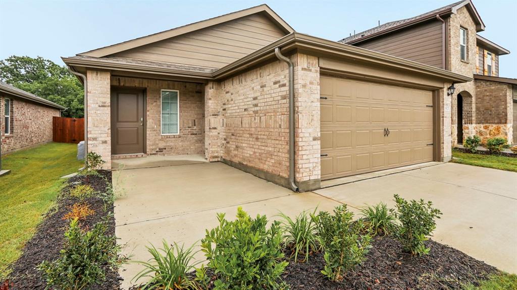913 Jefferson Way Property Photo 4