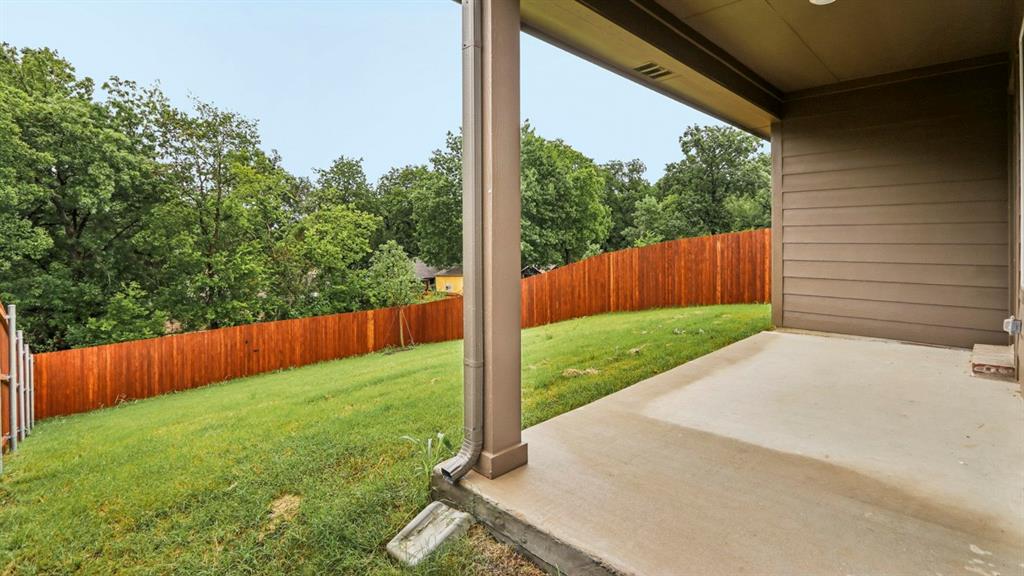 913 Jefferson Way Property Photo 8