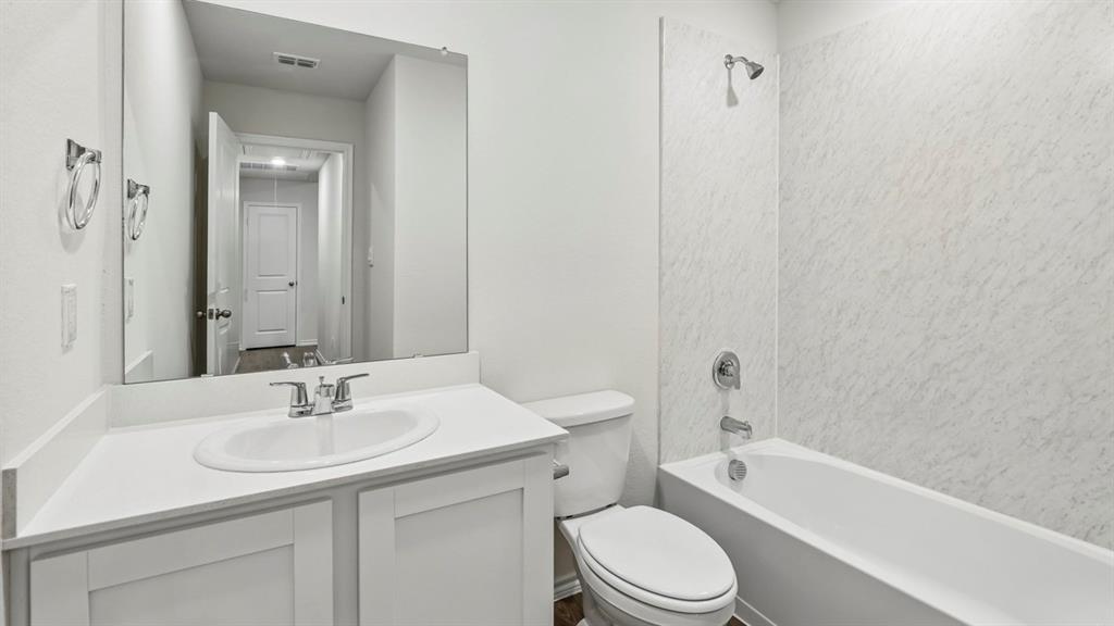 913 Jefferson Way Property Photo 14