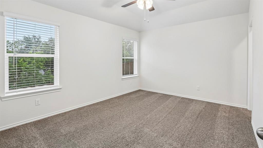 913 Jefferson Way Property Photo 18