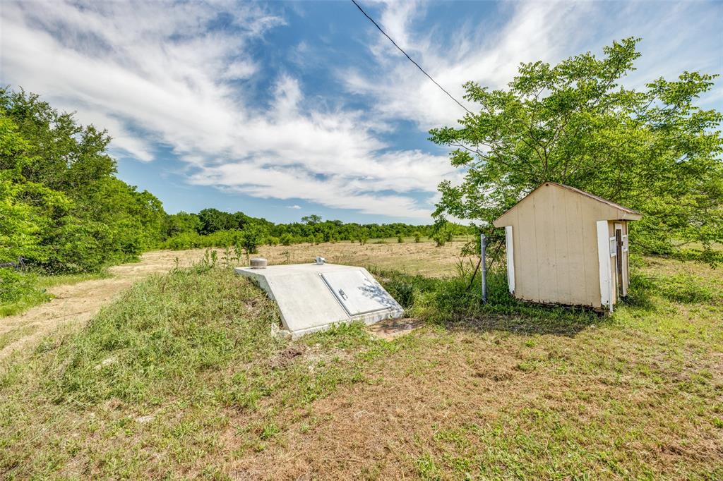 843 County Road 4900 Property Photo 5