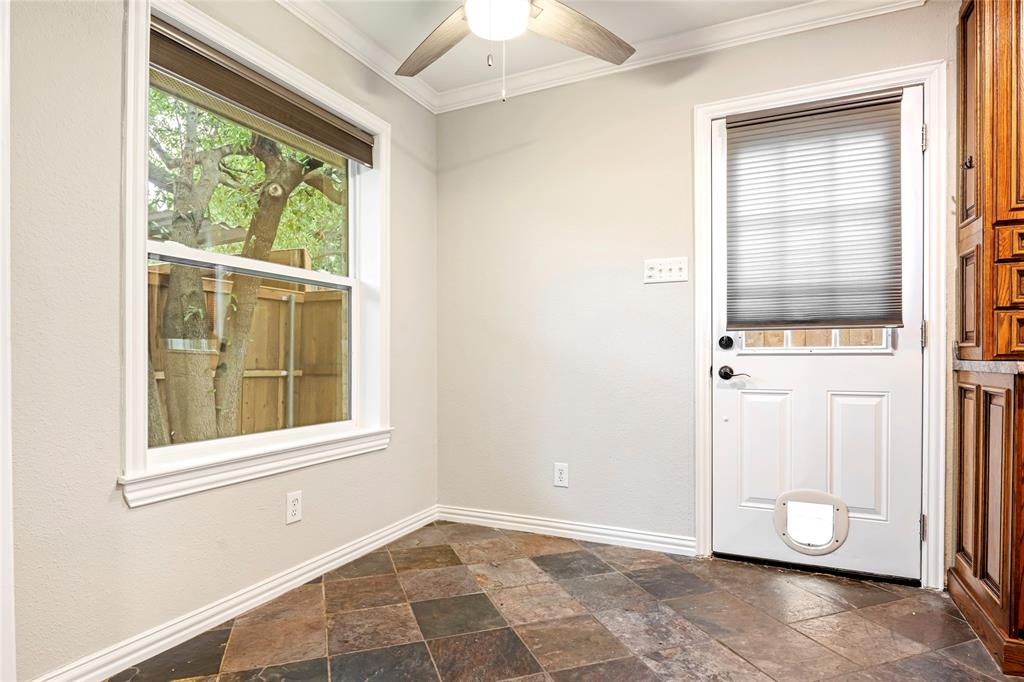 13571 Waterfall Way Property Photo 13