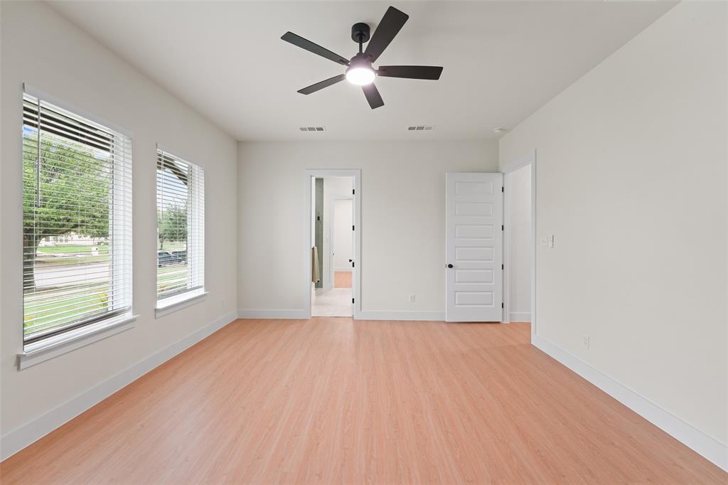 1002 Devonshire Drive Property Photo 26