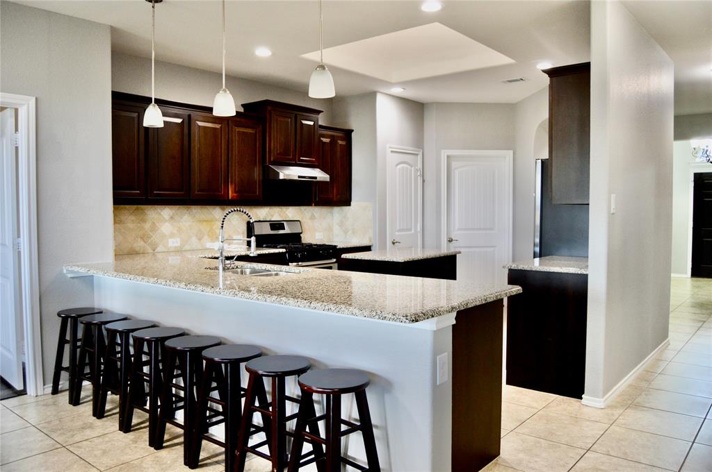 9020 Bronze Meadow Drive Property Photo 3