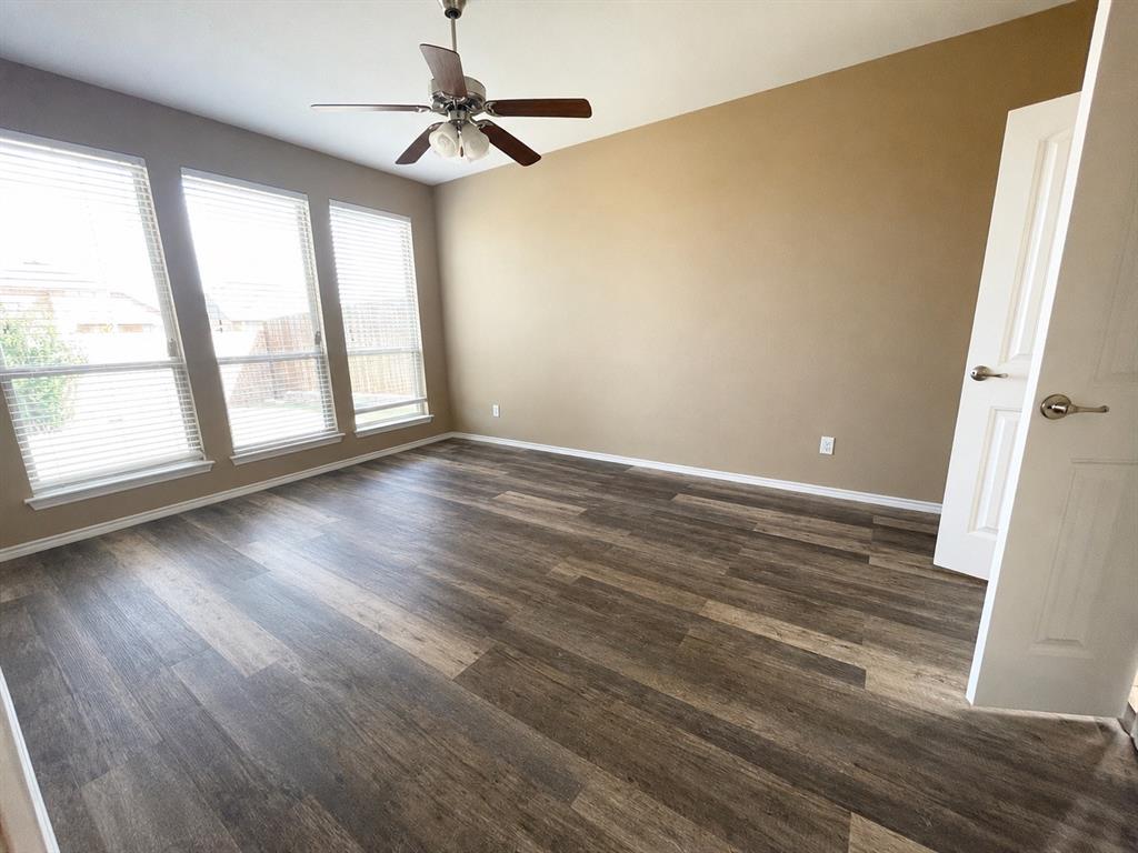 9020 Bronze Meadow Drive Property Photo 10