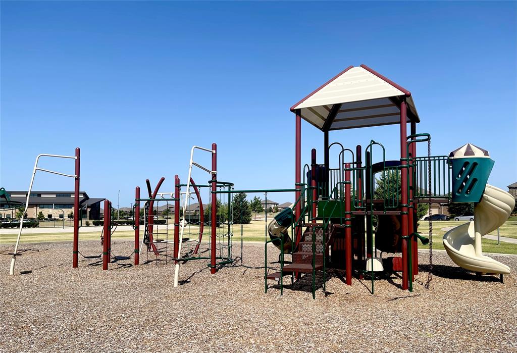 9020 Bronze Meadow Drive Property Photo 35