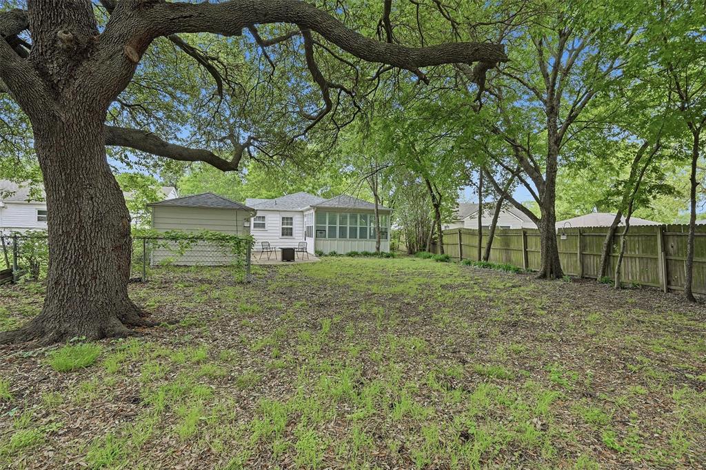 1032 N Lockhart Street Property Photo 32