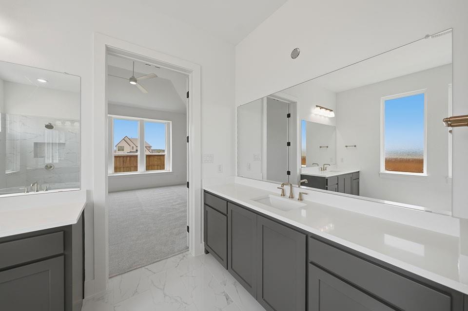 1825 Acoma Way Property Photo 24