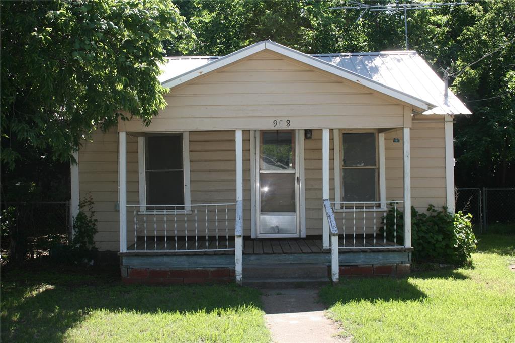 908 Franklin Street Property Photo 1