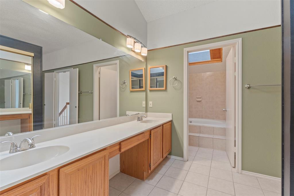563 Ranch Trail 217 Property Photo 14