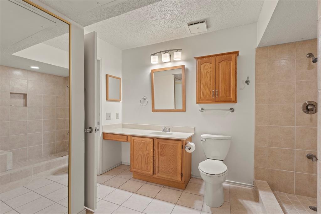 563 Ranch Trail 217 Property Photo 17