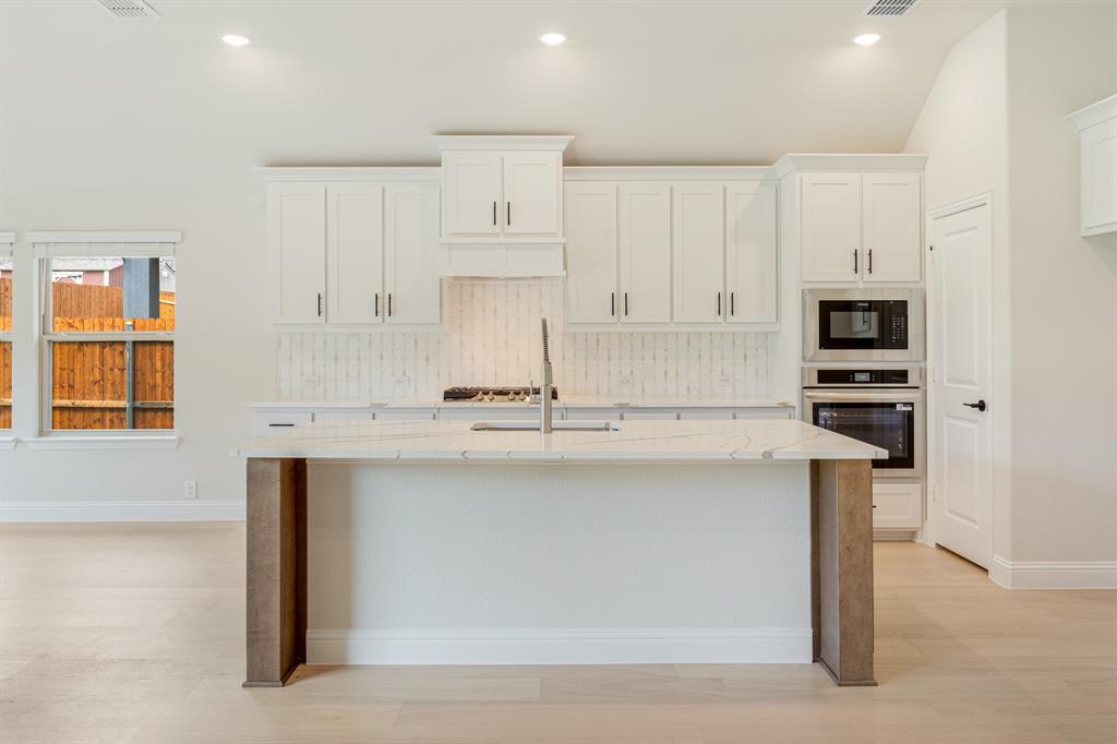 3309 Emerald Trace Drive Property Photo 10