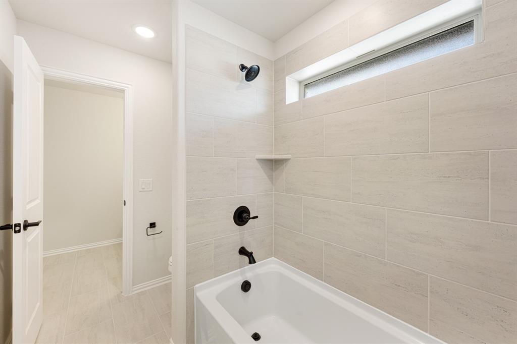 3309 Emerald Trace Drive Property Photo 33