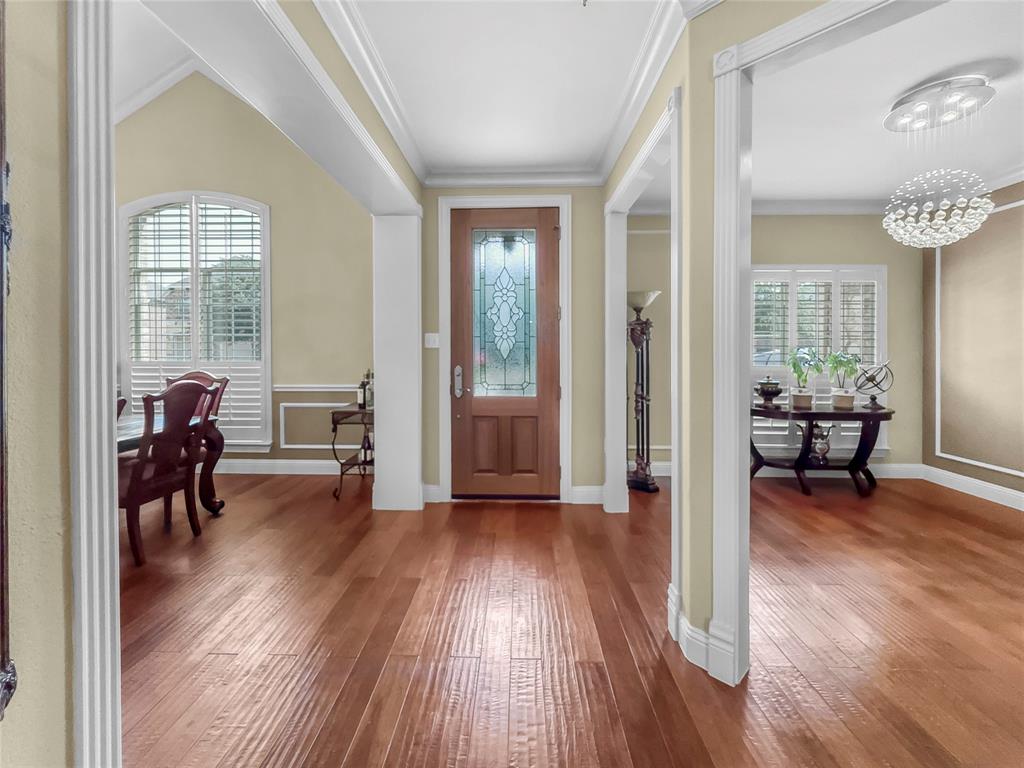 6951 Sea Harbor Drive Property Photo 5