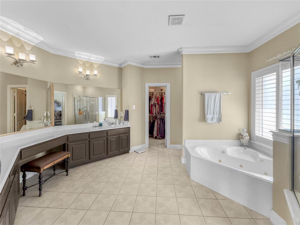 6951 Sea Harbor Drive Property Photo 24