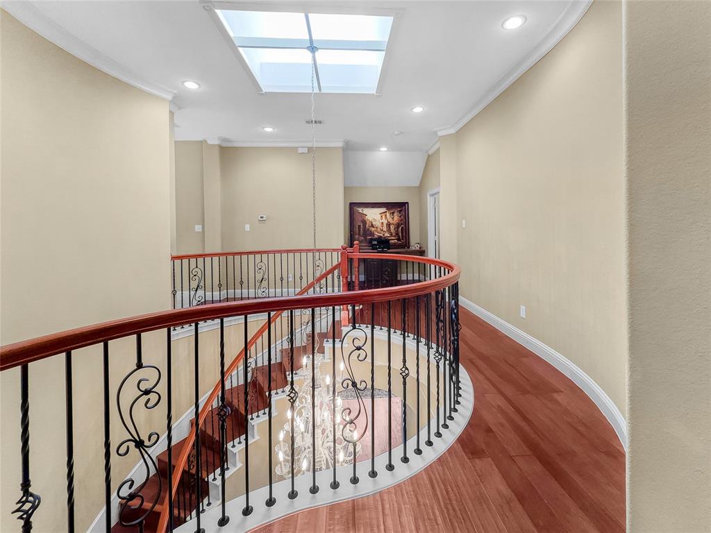 6951 Sea Harbor Drive Property Photo 26