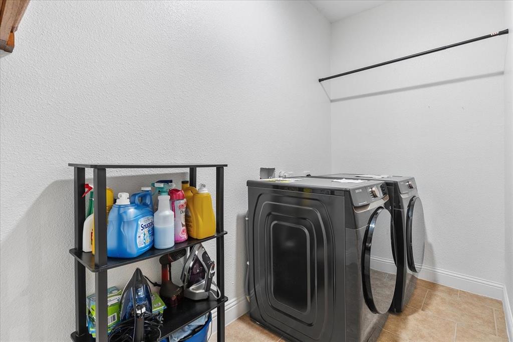 502 Ritchey Street Property Photo 24