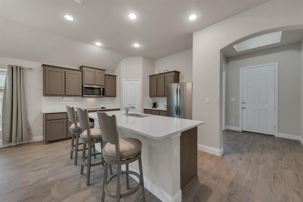 1418 Wagon Wheel Way Property Photo 5