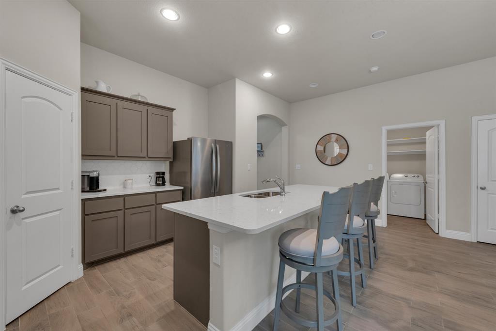 1418 Wagon Wheel Way Property Photo 6