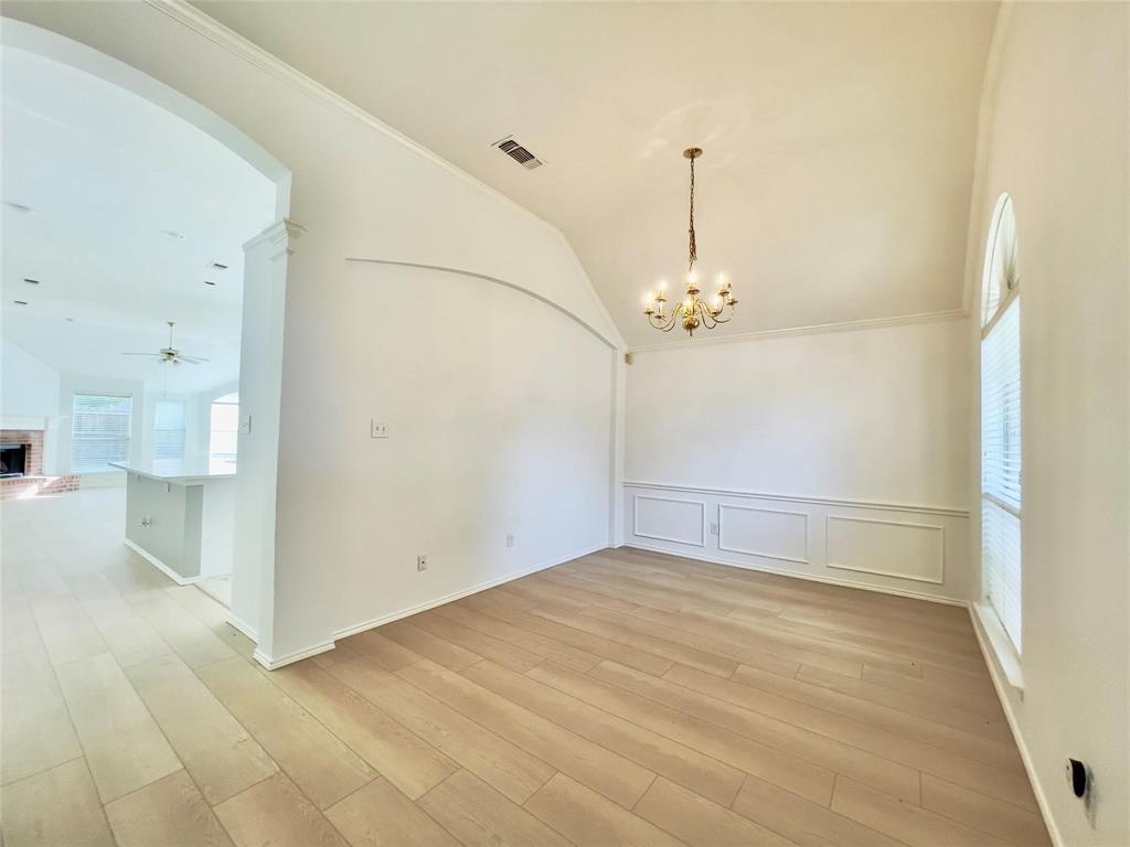 11002 Tree Shadow Lane Property Photo 3