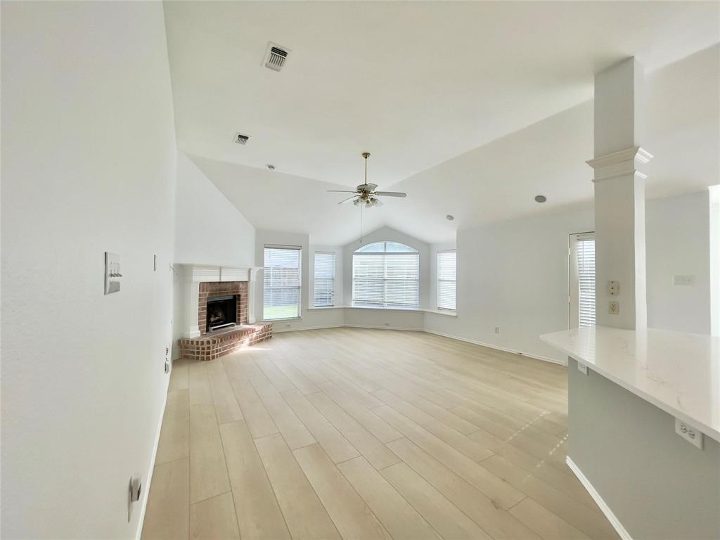 11002 Tree Shadow Lane Property Photo 8