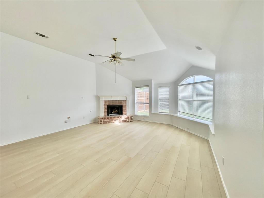 11002 Tree Shadow Lane Property Photo 9
