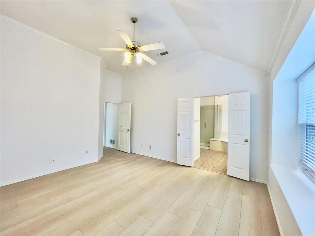 11002 Tree Shadow Lane Property Photo 21